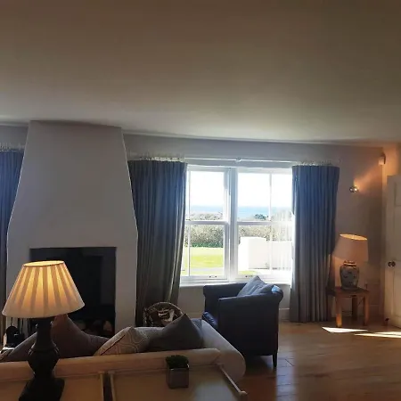 Mara House * 朗德斯顿
