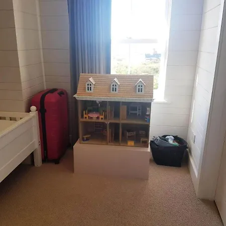 Mara House *